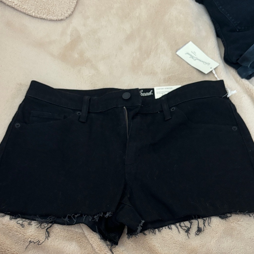 Universal Thread Black Frayed Hem Denim Shorts